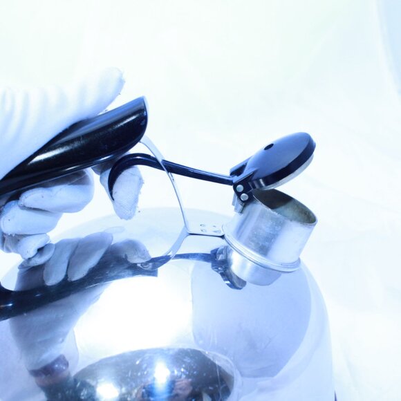 Revere Ware 1801 2QT Stainless Whistling Teapot Copper Bottom Kettle - Picture 7 of 10